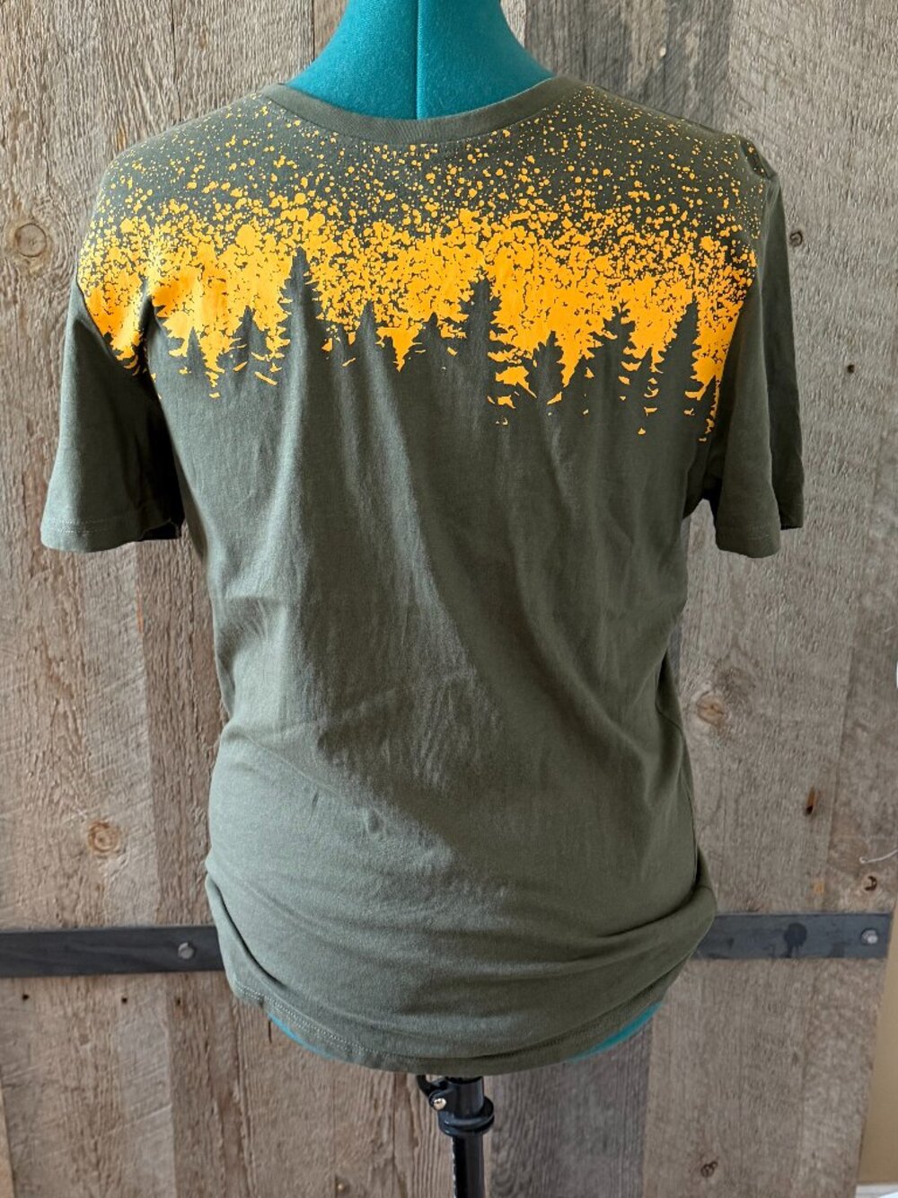 Dark Green T-shirt with Gold Size Medium